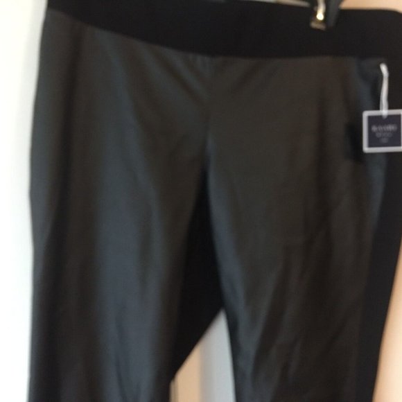 KAARI BLUE CURVY WOMAN'S TRUE BLACK STRETCH PANTS - Picture 2 of 4